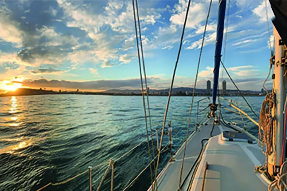 Sailing&Stay - A Night Onboard With Your Sailing Experience Barcelona Bådhotel